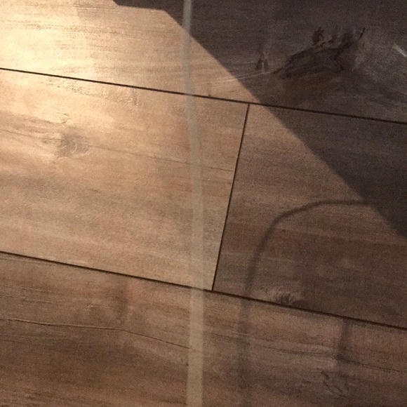 Meet your Posher, JJ - Picture 1 of 1